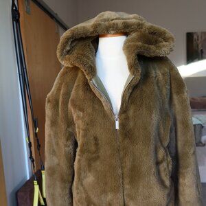 Zara faux fur hooded WARM jacket/coat in olive green size XS